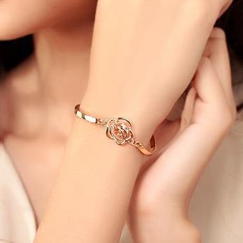 Women Golden Flower Crystal Rose Bangle Cuff Chain Bracelet. Rose camellia zircon bracelet