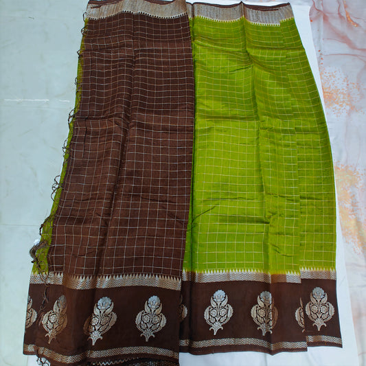 Cotton Silk Checks Saree with a designer zari border - Parrot Green
