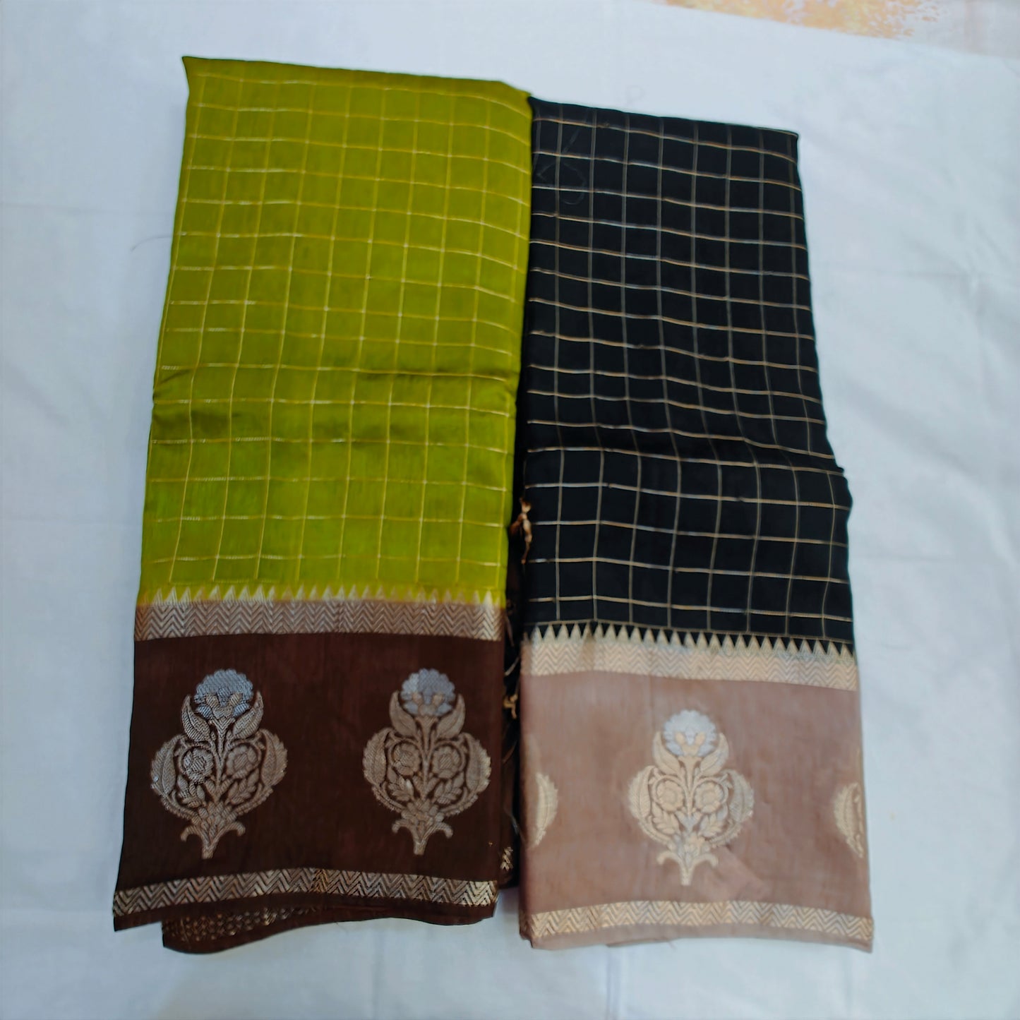 Cotton Silk Checks Saree with a designer zari border - Parrot Green